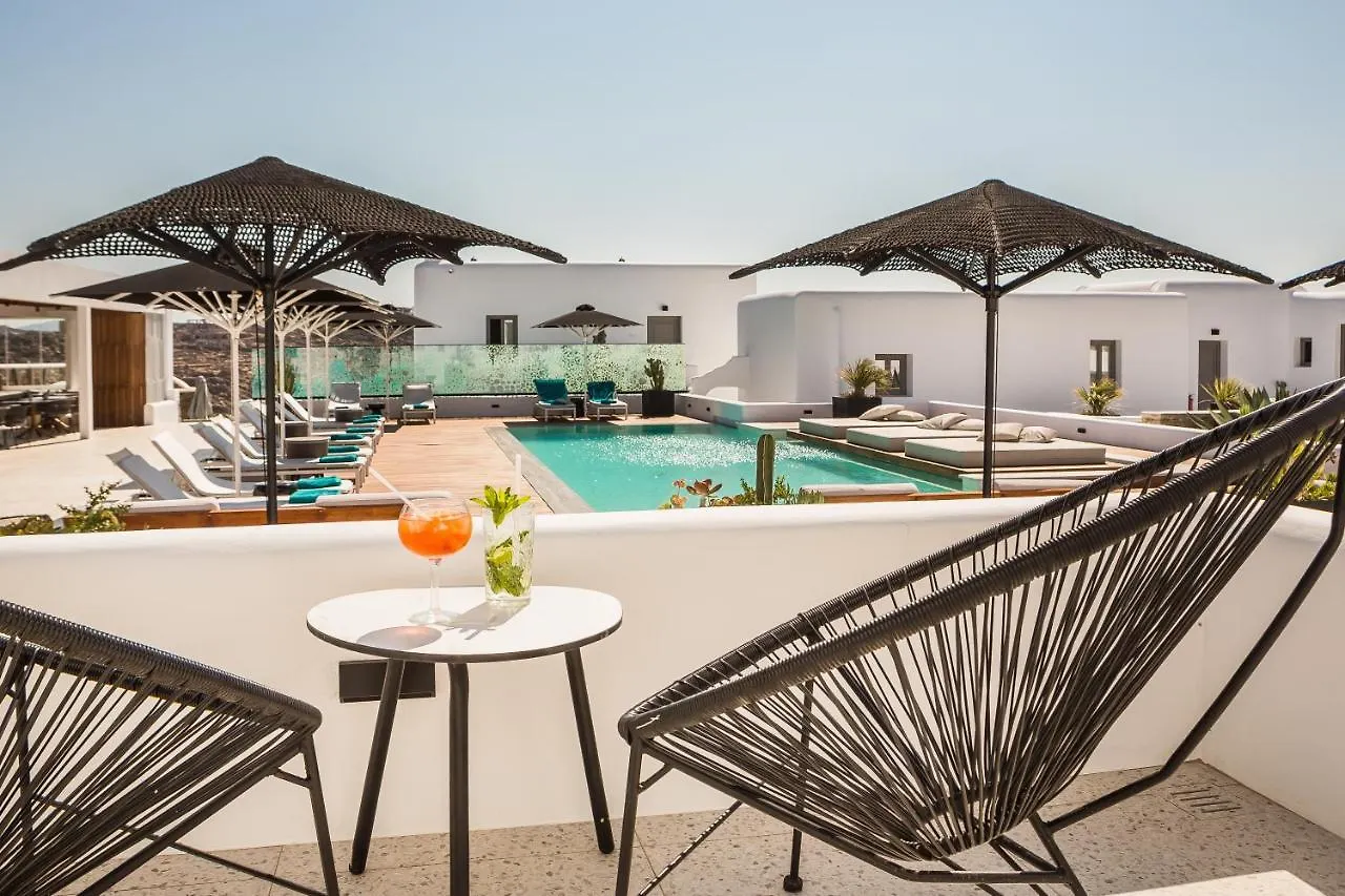 Amyth Of Mykonos Super Paradise Grekland