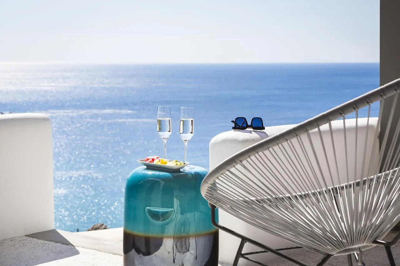 Amyth Of Mykonos Super Paradise